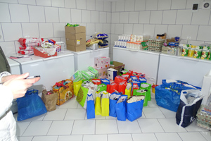 DSM Police Produkty, zabawki, frukty Świąteczne akcje charytatywne